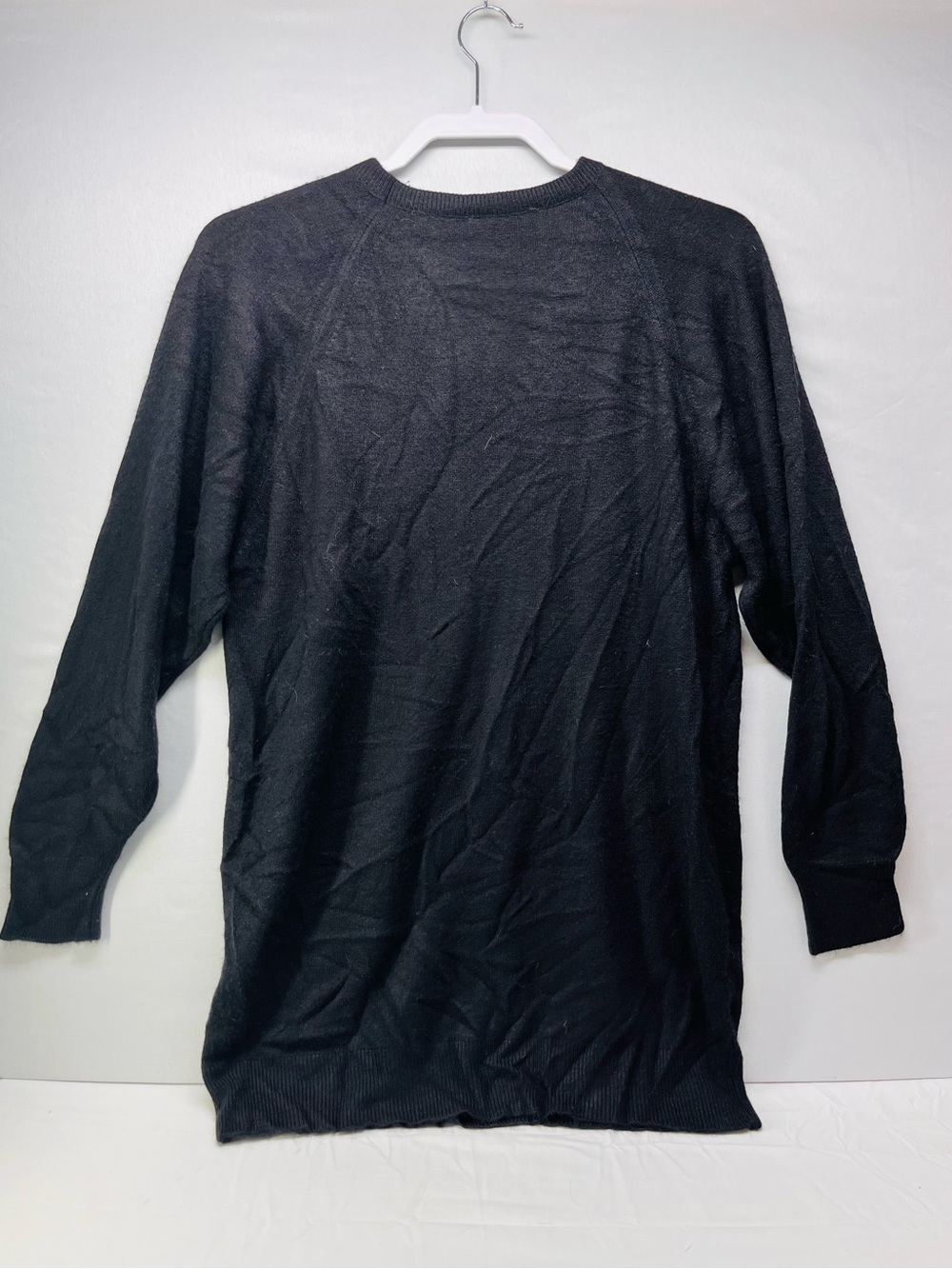Vintage Women’s Black Crewneck Sweater - Picture 3 of 6